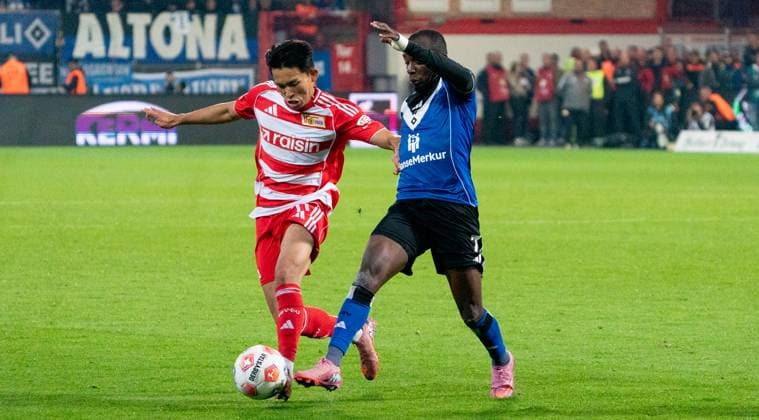28 9 2025, Soccer, GER, Men, 1 Bundesliga, DFL, Matchday 5, 1 FC Union Berlin Hamburger SV 0 0 , Wooyeong Jeong 1 FC Union Berlin, left vs Jean Luc Dompe Hamburger SV, right Berlin Stadion An der Alten Förtserei Berlin Germany