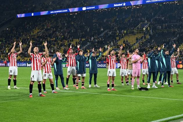 Spieler Athletic Bilbao gestikuliert, gestik waehrend des Spiels der UEFA Champions League 2025 26, 2. Spieltag Ligaphase zwischen Borussia Dortmund und Athletic Club Bilbao, SIGNAL IDUNA PARK am 01. October 2025 in Dortmund, Deutschland. (Foto von Ralf Treese DeFodi Images) +++ Spieler Athletic Bilbao gestikuliert, gestik during the UEFA Champions League 2025 26 League Phase MD2 match between Borussia Dortmund and Athletic Club at BVB Stadion Dortmund on October 1, 2025 in Dortmund, Germany. (Photo by Ralf Treese DeFodi Images) Player Athletic Bilbao gestures, gestures during the UEFA Champions League 2025 26 League Phase MD2 match between Borussia Dortmund and Athletic Club Bilbao, SIGNAL IDUNA PARK on October 01, 2025 in Dortmund, Germany Photo by Ralf Treese DeFodi Images Player Athletic Bilbao gestures, gestures during the UEFA Champions League 2025 26 League Phase MD2 match between Borussia Dortmund and Athletic Club at BVB Stadion Dortmund on October 1, 2025 in Dortmund, Germany Photo by Ralf Treese DeFodi Images