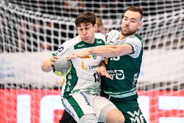 Goeppingen, Deutschland, 01.10.25: Matej Klima (SC DHfK Leipzig) und Ludvig Jurmala Astroem (FRISCH AUF! Goeppingen) im Zweikampf waehrend des DHB Pokal 2 Runde Spiels zwischen FRISCH AUF! Goeppingen vs SC DHfK Leipzig in der EWS Arena am 01. Oktober 2025 in Goeppingen, Deutschland. (Foto von Harry Langer DeFodi Images) Goeppingen, Germany, 01.10.25: Matej Klima (SC DHfK Leipzig) und Ludvig Jurmala Astroem (FRISCH AUF! Goeppingen) battle for the ball during the DHB Pokal 2 Runde match between FRISCH AUF! Goeppingen vs SC DHfK Leipzig at EWS Arena on October 1, 2025 in Goeppingen, Germany. (Photo by Harry Langer DeFodi Images) (Photo by Harry Langer DeFodi Images) Goeppingen, Germany, 01 10 25 Matej Klima SC DHfK Leipzig and Ludvig Jurmala Astroem FRISCH AUF Goeppingen battle for the ball during the DHB Pokal 2 round match between FRISCH AUF Goeppingen vs SC DHfK Leipzig at EWS Arena on October 01, 2025 in Goeppingen, Germany Photo by Harry Langer DeFodi Images Goeppingen, Germany, 01 10 25 Matej Klima SC DHfK Leipzig and Ludvig Jurmala Astroem FRISCH AUF Goeppingen battle for the ball during the DHB Pokal 2 Runde match between FRISCH AUF Goeppingen vs SC DHfK Leipzig at EWS Arena on October 1, 2025 in Goeppingen, Germany Photo by Harry Langer DeFodi Images Photo by Harry Langer DeFodi Images