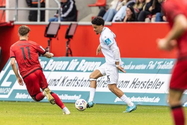 Football, Season 2025 2026, 3 League, Audi Sportpark Ingolstadt, Matchday 10, FC Ingolstadt SSV Ulm 1846 Football, 04 10 2025 04 10 2025, Football, Season 2025 2026, 3 League, Audi Sportpark Ingolstadt, Matchday 10, FC Ingolstadt SSV Ulm 1846 Football, v l 11 Frederik Christensen FC Ingolstadt , 15 David Jonas SSV Ulm 1846 Football photo Lucca Fundel Ingolstadt Audi Sportpark Bayern Germany