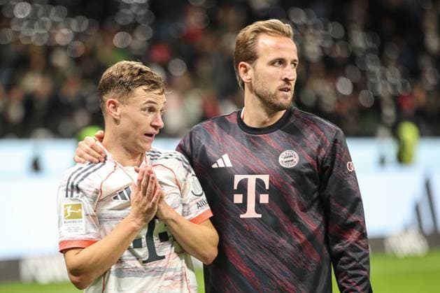 After the match Joshua Kimmich FC Bayern Muenchen, 06 and Harry Kane FC Bayern Muenchen, 09 , GER, Eintracht Frankfurt vs 1 FC Bayern Muenchen, 1 Bundesliga, Matchday 6, 2025 2026, 04 10 2025, DFL REGULATIONS PROHIBIT ANY USE OF PHOTOGRAPHS AS IMAGE SEQUENCES AND OR QUASI VIDEO, GER, Eintracht Frankfurt vs 1 FC Bayern Muenchen, 1 Bundesliga, Matchday 6, 2025 2026, 04 10 2025 Frankfurt Copyright: xEibner-Pressefoto JanxPrihodax EP_JPA