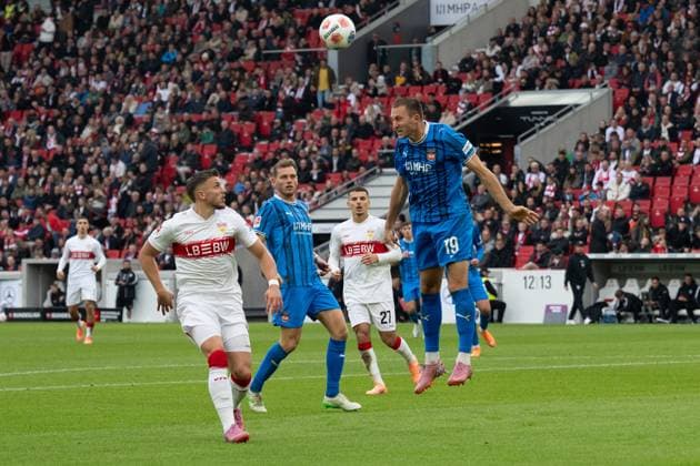 v li Ermedin Demirovic VfB Stuttgart, 09 , Tim Siersleben FC Heidenheim, 04 , Jonas Foehrenbach FC Heidenheim, 19 GER, VfB Stuttgart vs 1 FC Heidenheim, Football, Men, 1 Bundesliga, Matchday 6, Season 2025 2026, 05 10 2025, DFL DFB REGULATES PROHIBIT ANY USE OF PHOTOGRAPHS AS IMAGE SEQUENCES AND OR QUASI VIDEO, GER, VfB Stuttgart vs 1 FC Heidenheim, Football, Men, 1 Bundesliga, Matchday 6, Season 2025 2026, 05 10 2025 Stuttgart Copyright: xEibner-Pressefoto WolfgangxFrankx EP_WFK