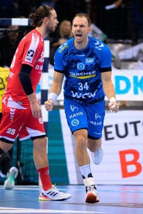 Stuttgart HBL 25 26 TVB Stuttgart MT Melsungen Kai Häfner Haefner Stuttgart Jubel Freude Emotion Torjubel Torschuetze Torschütze Stuttgart Porsche Arena Baden Württemberg Germany