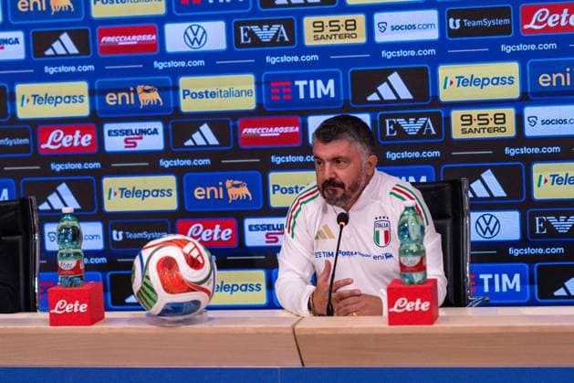 Gennaro Gattuso, Italy s coach, in press conference, PK, Pressekonferenz during the national team, Nationalteam gathering in Coverciano during Press conference of Italy s coach Gennaro Gattuso, FIFA World Cup, WM, Weltmeisterschaft, Fussball match in Florence, Italy, October 07 2025 Copyright: xSaraxEsposito IPAxSportx xipa-agency.netx xx IPA_66272589 IPA_Agency_IPA66272589