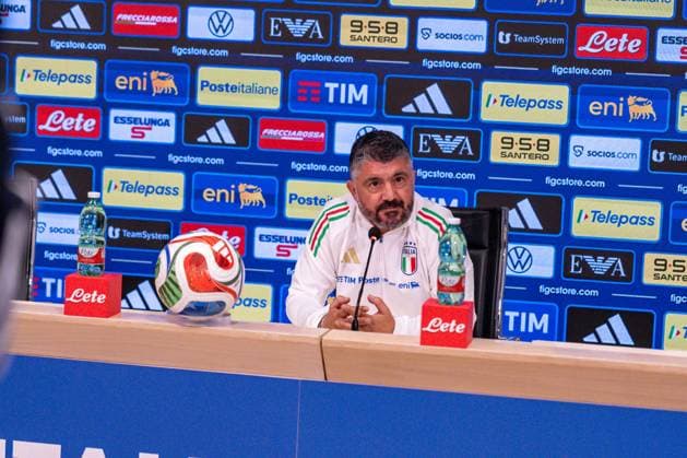 Gennaro Gattuso, Italy s coach, in press conference, PK, Pressekonferenz during the national team, Nationalteam gathering in Coverciano during Press conference of Italy s coach Gennaro Gattuso, FIFA World Cup, WM, Weltmeisterschaft, Fussball match in Florence, Italy, October 07 2025 Copyright: xSaraxEsposito IPAxSportx xipa-agency.netx xx IPA_66272920 IPA_Agency_IPA66272920