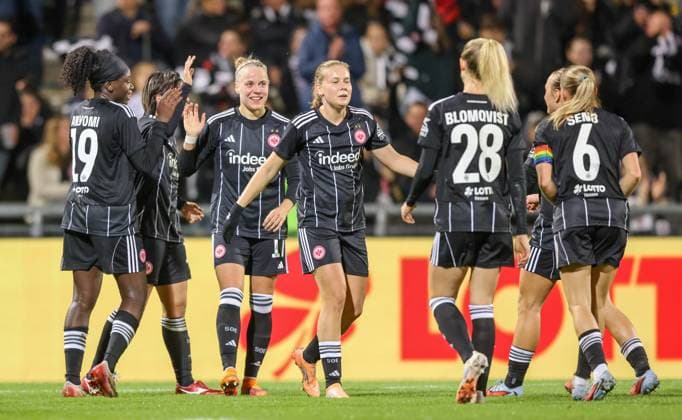 DEU, Frankfurt, Eintracht Frankfurt vs 1 FC Slovacko, UEFA Womenʼs Europa Cup, UEFA, season 2526, Stadion am Bretanobad, playoffs, first leg in picture Remina Chiba Eintracht Frankfurt 15 scores the goal to make it 4 0, cheers DFB DFL REGULATIONS PROHIBIT ANY USE OF PHOTOGRAPHS AS IMAGE SEQUENCES AND OR QUASI VIDEO, 08 10 2025 Copyright: HMBxMedia HendrikxHamelau