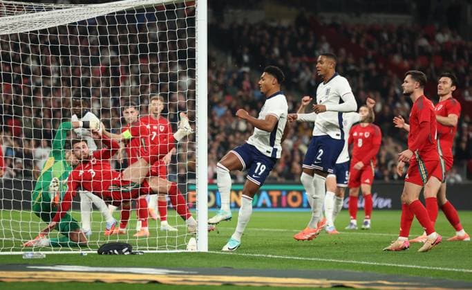 London, England, 9th October 2025. Ollie Watkins of England scoring their second goal during the England vs Wales International Friendly, Länderspiel, Nationalmannschaft match at Wembley Stadium, London. Picture credit should read: David Klein Sportimage EDITORIAL USE ONLY. No use with unauthorised audio, video, data, fixture lists, club league logos or live services. Online in-match use limited to 120 images, no video emulation. No use in betting, games or single club league player publications. SPI_016_PT_Eng_Wal SPI-4207-0036
