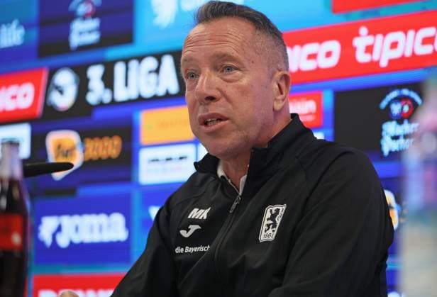 Football, Men, 3 Liga, Season 2025 2026, TSV 1860 Munich, Press conference, Presentation Markus Kauczinski, Coach Here in the picture Markus Kauczinski, Coach TSV 1860 Munich at his presentation at a press conference, Head, Portrait