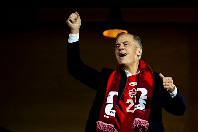 October 10, 2025, Montreal, Pq, CANADA: Prime Minister Mark Carney cheers on during first half International Friendly, Länderspiel, Nationalmannschaft soccer action between Canada and Australia, in Montreal, on Friday, October 10, 2025. Canada News - October 10, 2025 - ZUMAc35_ 20251010_zaf_c35_124 Copyright: xChristopherxKatsarovx