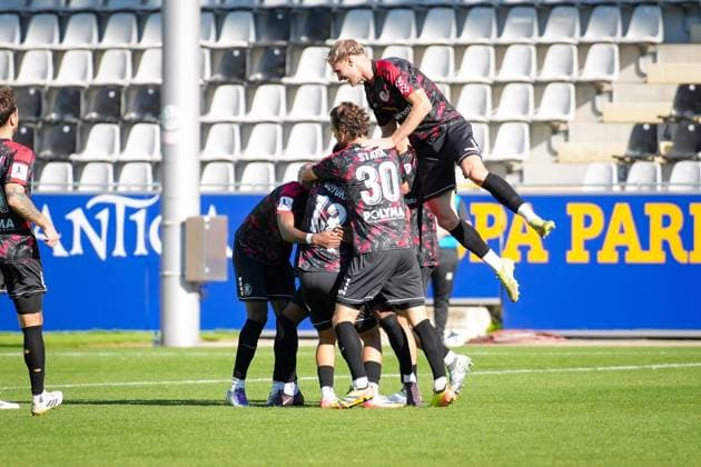 Germany, Soccer, Regionalliga Südwest, Season 2025 2026, Matchday 12 SC Freiburg II vs KSV Hessen Kassel Dreisamstadion Freiburg Emre Böyukata KSV Hessen Kassel , 13 Goal, Goal celebration, Emotions, Goal kick, Joy, Cheering, Freiburg Dreisamstadion Baden Württemberg Germany Copyright: xFINLEYxMÖRCHx