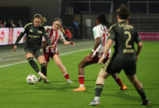v l Ida Heikkinen 1 FC Union Berlin 25 , Carlotta Imping 1 FC Koeln 14 , Lydia Andrade 1 FC Koeln 17 , Tomke Schneider 1 FC Union Berlin 02 GER, 1 FC Koeln Frauen vs 1 FC Union Berlin Frauen, Fußball, Frauen Bundesliga, 6 Spieltag, Matchday 2025 2026, 12 10 2025 DFL DFB REGULATIONS PROHIBIT ANY USE OF PHOTOGRAPHS as IMAGE SEQUENCES and or QUASI VIDEO GER, 1 FC Koeln Frauen vs 1 FC Union Berlin Frauen, Football, Womens Bundesliga, Matchday 6, Matchday 2025 2026, 12 10 2025 Koeln Copyright: xEibner-Pressefotox xThomasxStoeckerx EP_TSR