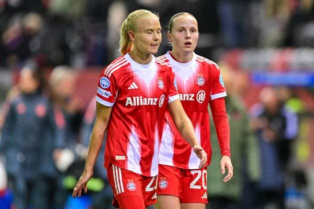 from left Pernille HARDER FC Bayern München, FCB, 21 and Franziska KETT FC Bayern München, FCB, 20 looking disappointed, disappointment, frustration, disappointed, pessimistic, 16 10 2025, Munich Germany , Football, UEFA Womens Champions League, League Phase 2 Matchday, FC Bayern München Juventus Turin, THE EVENT REGULATIONS PROHIBIT ANY USE OF PHOTOGRAPHS AS IMAGE SEQUENCES AND OR QUASI VIDEOS xslx