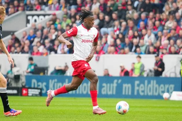 Germany, Football, 1 Bundesliga, Season 2025 2026, Matchday 7 SC Freiburg vs Eintracht Frankfurt Europa Park Stadion Freiburg Derry Scherhant SC Freiburg 7 Goal, Goal celebration, Emotions, Goal kick, Joy, Cheering, Freiburg Europa Park Stadion Baden Württemberg Germany Copyright: xFINLEYxMÖRCHx