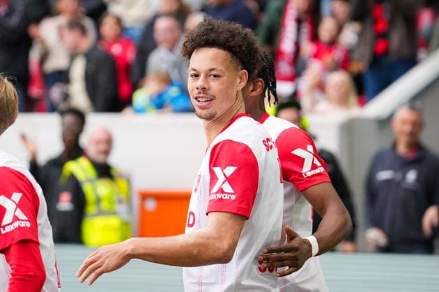 Germany, Football, 1 Bundesliga, Season 2025 2026, Matchday 7 SC Freiburg vs Eintracht Frankfurt Europa Park Stadion Freiburg Derry Scherhant SC Freiburg 7 Goal, Goal celebration, Emotions, Goal kick, Joy, Cheering, Freiburg Europa Park Stadion Baden Württemberg Germany Copyright: xFINLEYxMÖRCHx
