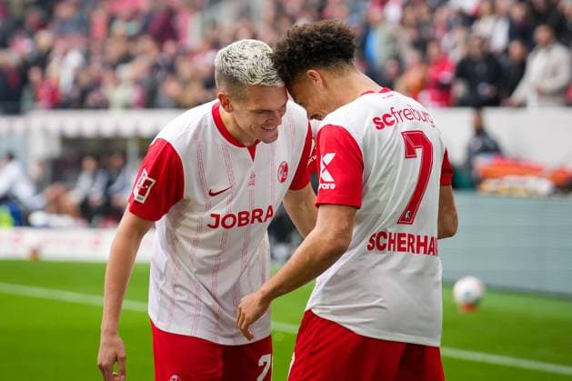 Germany, Football, 1 Bundesliga, Season 2025 2026, Matchday 7 SC Freiburg vs Eintracht Frankfurt Europa Park Stadion Freiburg Derry Scherhant SC Freiburg 7 Goal, Goal celebration, Emotions, Goal kick, Joy, Cheering, Freiburg Europa Park Stadion Baden Württemberg Germany Copyright: xFINLEYxMÖRCHx
