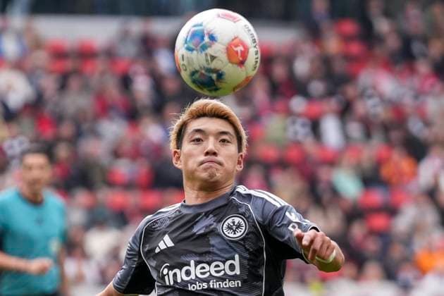 Ritsu DÅan Ritsu Doan Eintracht Frankfurt, 20 on the ball , Germany, Football, 1 Bundesliga, 7 Matchday, 2025 2026, SC Freiburg vs Eintracht Frankfurt, 19 10 2025, Europa Park Stadion, Freiburg, Germany DFL REGULATIONS PROHIBIT ANY USE OF PHOTOGRAPHS AS IMAGE SEQUENCES AND OR QUASI VIDEO Freiburg Europa Park Stadion Baden Württemberg Germany Copyright: xArnexAmbergx