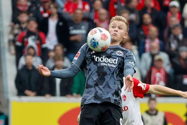 Jonathan Burkardt Eintracht Frankfurt, 09 on the ball , Germany, Soccer, 1 Bundesliga, 7 Matchday, 2025 2026, SC Freiburg vs Eintracht Frankfurt, 19 10 2025, Europa Park Stadion, Freiburg im Breisgau, Germany Freiburg im Breisgau Europa Park Stadion Baden Württemberg Germany Copyright: xGrantxHubbsx