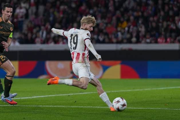 Jan Niklas Beste SC Freiburg, 19 on the ball , Germany, Football, UEFA Europa League, Matchday 3, League Phase, 2025 2026, SC Freiburg vs FC Utrecht, 23 10 2025, Europa Park Stadion, Freiburg, Germany Freiburg Europa Park Stadion Baden Württemberg Germany Copyright: xArnexAmbergx