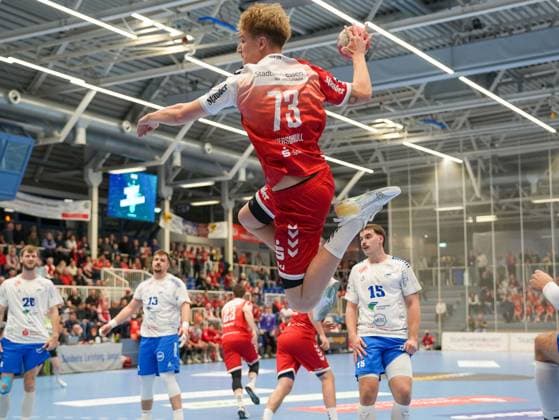 Finley Werschkull TuSEM Essen, 73 on jump shot TuSEM Essen vs Dessau Rosslauer HV 06, Handball, 2 Bundesliga, Matchday 9, Season 2025 2026, 24 10 2025 TuSEM Essen vs Dessau Rosslauer HV 06, Handball, 2 Bundesliga, Matchday 9, Season 2025 2026, 24 10 2025 Essen Copyright: xEibner-Pressefoto DamianxKruczynx EP_DKI