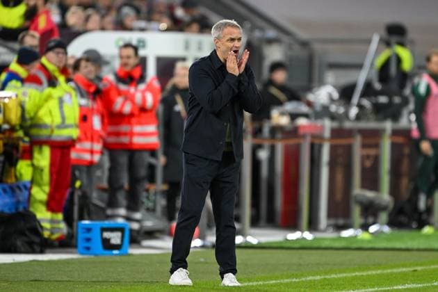 Christian Wueck Germany, head coach gestures, GER, Germany vs France, UEFA Womens Nations League, semi-final, 2024 2025 season, 24 10 2025 GER, Germany vs France, UEFA Womens Nations League, semi-final, 2024 2025 season, 24 10 2025 Düsseldorf Copyright: xEibner-Pressefoto FlorianxWiegandx EP_FWD