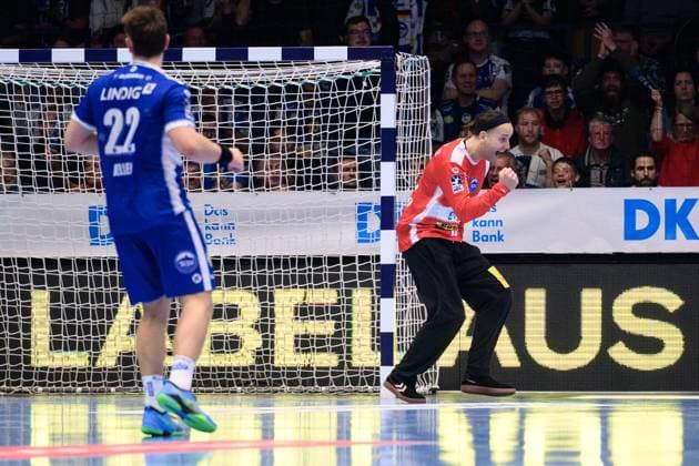 Silvio, Heinevetter TW, ThSV Eisenach, 12 , Felix, Aellen Rueckraum Mitte, ThSV Eisenach, 22 GER, Thuringia, ThSV Eisenach vs GWD Minden, 1 Daikin Handballbundesliga, Handball, 10 Matchday, Season 2025 2026, 24 10 2025 GER, Thuringia, ThSV Eisenach vs GWD Minden, 1 Daikin Handballbundesliga, Handball, 10 Matchday, Season 2025 2026, 24 10 2025 Eisenach Copyright: xEibner-Pressefoto MartinxHerbstx EP_MHT