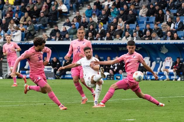 Goal for 3 1 by Stefan Schimmer FC Heidenheim, 09 , re Albian Hajdari TSG 1899 Hoffenheim, 21 re Leon Avdullahu TSG 1899 Hoffenheim, 07 GER, TSG 1899 Hoffenheim vs 1 FC Heidenheim, Football, Men, 1 Bundesliga, Matchday 8, Season 2025 2026, 25 10 2025, DFL DFB REGULATES PROHIBIT ANY USE OF PHOTOGRAPHS AS IMAGE SEQUENCES AND OR QUASI VIDEO, GER, TSG 1899 Hoffenheim vs 1 FC Heidenheim, Football, Men, 1 Bundesliga, Matchday 8, Season 2025 2026, 25 10 2025 Sinsheim Copyright: xEibner-Pressefoto WolfgangxFrankx EP_WFK
