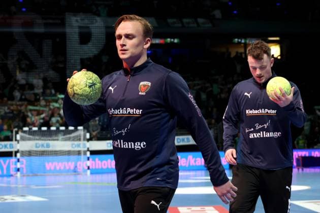 DEU, DHB, 1 HBL, Fuechse Berlin vs HSV, 26 10 2025, Max Schmeling Halle, Berlin, DEU, DHB, 1 HBL, Fuechse Berlin vs HSV, in the picture Tobias Grondahl Fuechse Berlin 15 , Hakun West av Teigum Fuechse Berlin 34 nordphotoxGmbHx xEngler nph00076