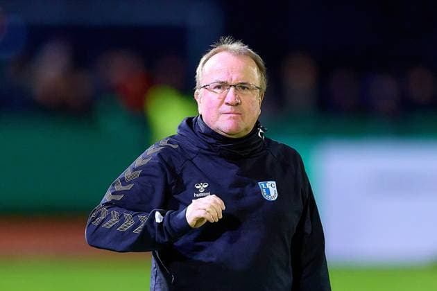 Portrait, Portraet, Freisteller von Dr Patrick Klein 1 FC Magdeburg, Mannschaftsarzt GER, FV Illertissen 1921 e V vs 1 FC Magdeburg, Fußball, Herren DFB Pokal, 2 Runde, Saison 2025 2026, 29 10 2025 GER, FV Illertissen 1921 e V vs 1 FC Magdeburg, Fußball, Herren DFB Pokal, 2 Runde, Saison 2025 2026, 29 10 2025 Illertissen Copyright: xEibner-Pressefoto GeraldxOelze-dexStoppanyx EP_ODS