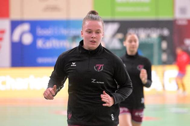 Ida Petzold TusSies Metzingen, 08 is back in the TusSies Metzingen squad TusSies Metzingen vs HSG Bensheim Auerbach, Handball, Alsco HBF, 5 league matchday, 2025 2026 season, 29 10 2025 TusSies Metzingen vs HSG Bensheim Auerbach, Handball, Alsco HBF, 5 league matchday, 2025 2026 season, 29 10 2025 Tuebingen Copyright: xEibner-Pressefoto TobiasxBaurx EP_TBR