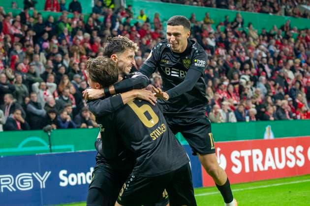 GER, Mainz, Soccer, DFB Cup, 2nd main round, FSV Mainz 05 vs VFB Stuttgart in the picture from l Atakan Karazor VFB Stuttgart 16 , Angelo Stiller VFB Stuttgart 06 , Bilal El Khannouss VFB Stuttgart 11 , Goal celebration 29 10 2025, MEWA Arena Mainz DFB REGULATIONS PROHIBIT ANY USE OF PHOTOGRAPHS AS IMAGE SEQUENCES AND OR QUASI VIDEO, Copyright: HMBxMedia PaulxFritz