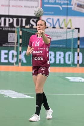Klara Schlegel TusSies Metzingen, 14 TusSies Metzingen vs HSG Bensheim Auerbach, Handball, Alsco HBF, 5 League Matchday, Season 2025 2026, 29 10 2025 TusSies Metzingen vs HSG Bensheim Auerbach, Handball, Alsco HBF, 5 League Matchday, Season 2025 2026, 29 10 2025 Tuebingen Copyright: xEibner-Pressefoto TobiasxBaurx EP_TBR