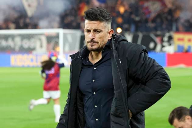 Dennis Hediger FC Zurich, Interim coach , Switzerland, Football, Super League, Matchday 11, 2025 2026, FC Basel 1893 vs FC Zurich, 29 10 2025, Sankt Jakob Park, Basel, Switzerland Basel Sankt Jakob Park Canton Basel City Switzerland Copyright: xGrantxHubbsx
