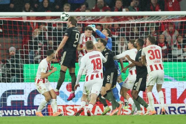 GER, DFB Pokal, 2 Runde, 1 FC Koeln vs FC Bayern Muenchen 29 10 2025, Rheinenergiestadion, , Koeln, GER, DFB Pokal, 2 Runde, 1 FC Koeln vs FC Bayern Muenchen, im Bild 3 1 durch Harry Kane Bayern Muenchen 9 , nordphotoxGmbHx xMeuter nph00351