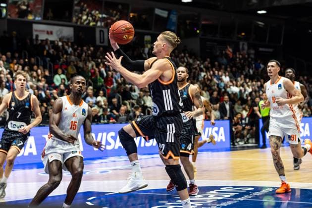 GER, BKT EuroCup, Season 2025 2026, Niners Chemnitz Ratiopharm Ulm 29 10 2025, Fair, Chemnitz, GER, BKT EuroCup, Season 2025 2026, Niners Chemnitz Ratiopharm Ulm Thomas Klepeisz Ratiopharm Ulm, 22 Photo Alexander Trienitz Chemnitz Fair Saxony Germany