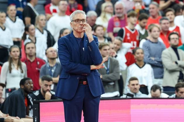 Gordon Herbert FC Bayern Basketball, Head Coach , GER, FC Bayern Basketball vs Virtus Bologna, Basketball, Euroleague, Matchday 8, Season 2025 2026, 30 10 2025, GER, FC Bayern Basketball vs Virtus Bologna, Basketball, Euroleague, Matchday 8, Season 2025 2026, 30 10 2025 Munich Copyright: xEibner-Pressefoto JennixMaulx EP_JML