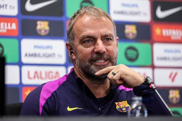 November 1, 2025, Sant Joan Despi, Barcelona, SPAIN: Hansi Flick, head coach of FC Barcelona, Barca attends his press conference, PK, Pressekonferenz during the training day of FC Barcelona ahead the Spanish League, La Liga EA Sports, football match against Elche CF at Ciudad Esportiva Joan Gamper on November 01, 2025 in Sant Joan Despi, Barcelona, Spain. Sant Joan Despi SPAIN - ZUMAa181 20251101_zaa_a181_055 Copyright: xJavierxBorregox