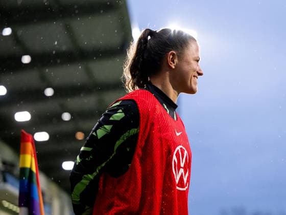 Martina Tufekovic VfL Wolfsburg, 21 , GER, VfL Wolfsburg vs TSG 1899 Hoffenheim, Football Google Pixel Frauen Bundesliga, 8 Spieltag, Saison 2025 2026, 01 11 2025 DFB regulations prohibit any use of photographs as image sequences and or quasi video GER, VfL Wolfsburg vs TSG 1899 Hoffenheim, Football Google Pixel Frauen Bundesliga, 8 Spieltag, Saison 2025 2026, 01 11 2025 Wolfsburg Copyright: xEibner-Pressefoto Memmlerx EP_MMR