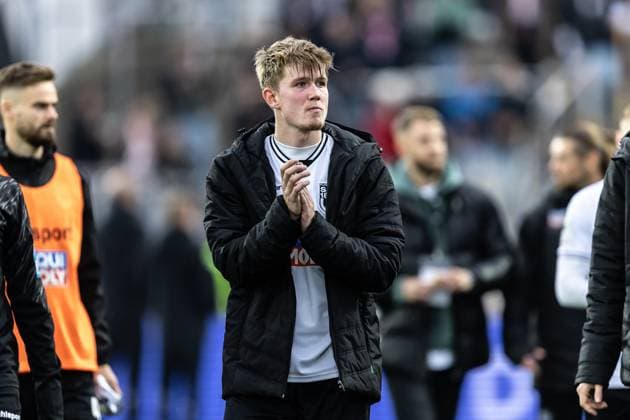 Football, Season 2025 2026, 3 Liga, Donaustadion Ulm, 13 Matchday, SSV Ulm 1846 Soccer VfB Stuttgart II, 01 11 2025 01 11 2025, Football, Season 2025 2026, 3 Liga, Donaustadion Ulm, 13 Matchday, SSV Ulm 1846 Soccer VfB Stuttgart II, cropped single image 34 Jan Boller SSV Ulm 1846 Soccer Photo Lucca Fundel Ulm Donaustadion Baden Württemberg Germany