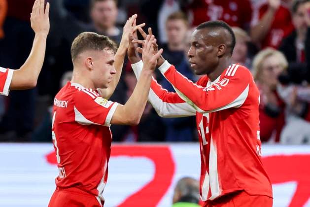 Nicolas Jackson (FC Bayern Muenchen) bejubelt seinen Treffer zum 2:0 mit Joshua Kimmich (FC Bayern Muenchen), Bundesliga, FC Bayern München v Bayer 04 Leverkusen, Allianz Arena am 01. November 2025 in München, Deutschland. (Foto von Marco Steinbrenner DeFodi Images) Nicolas Jackson (FC Bayern Muenchen) celebrates after scoring his teams second goal with Joshua Kimmich (FC Bayern Muenchen), Bundesliga, FC Bayern München v Bayer 04 Leverkusen, Allianz Arena, November 1, 2025 in München, Germany. (Photo by Marco Steinbrenner DeFodi Images) DFL regulations prohibit any use of photographs as image sequences and or quasi-video. Nicolas Jackson FC Bayern Muenchen celebrates scoring his teams second goal with Joshua Kimmich FC Bayern Muenchen , Bundesliga, FC Bayern München v Bayer 04 Leverkusen, Allianz Arena, November 1, 2025 in Munich, Germany Photo by Marco Steinbrenner DeFodi Images Nicolas Jackson FC Bayern Muenchen celebrates after scoring his teams second goal with Joshua Kimmich FC Bayern Muenchen , Bundesliga, FC Bayern München v Bayer 04 Leverkusen, Allianz Arena, November 1, 2025 in München, Germany Photo by Marco Steinbrenner DeFodi Images DFL regulations prohibit any use of photographs as image sequences and or quasi video