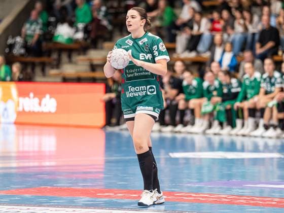 Lea Neubrander Frisch Auf Women, 81 on the ball, Frisch Auf Goeppingen vs HSG Blomberg Lippe, Handball, 1 Bundesliga, Season 2025 2026, 01 11 2025 Frisch Auf Goeppingen vs HSG Blomberg Lippe, Handball, 1 Bundesliga, Season 2025 2026, 01 11 2025 Goeppingen Copyright: xMichaelxSchmidt Eibner-Pressefotx EP_MST