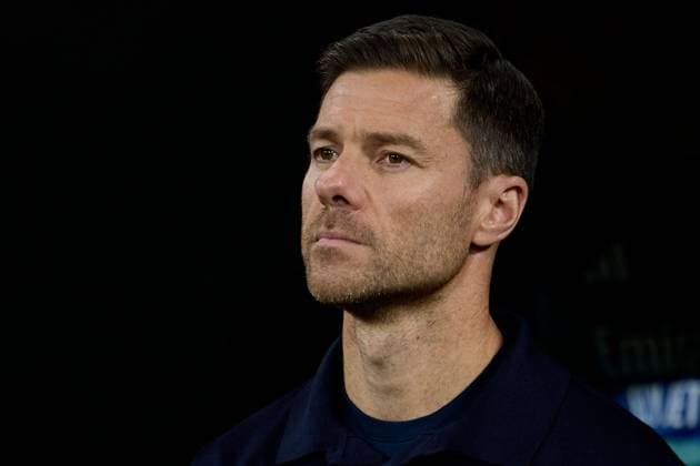 Real Madrid head coach Xavi Alonso Real Madrid v Valencia, La Liga, Football, Estadio Santiago Bernabeu, Madrid, Spain - 01 Nov 2025Madrid Estadio Santiago Bernabu Spain EDITORIAL USE ONLY No use with unauthorised audio, video, data, fixture lists, club league logos or live services. Online in-match use limited to 120 images, no video emulation. No use in betting, games or single club league player publications. Copyright: xRubenxAlbarran Shutterstockx 15649992c