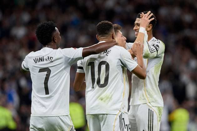 Kylian Mbappe of Real Madrid CF celebrates with his teammates after scoring a goal Real Madrid v Valencia, La Liga, Football, Estadio Santiago Bernabeu, Madrid, Spain - 01 Nov 2025Madrid Estadio Santiago Bernabu Spain EDITORIAL USE ONLY No use with unauthorised audio, video, data, fixture lists, club league logos or live services. Online in-match use limited to 120 images, no video emulation. No use in betting, games or single club league player publications. Copyright: xRubenxAlbarran Shutterstockx 15649992au