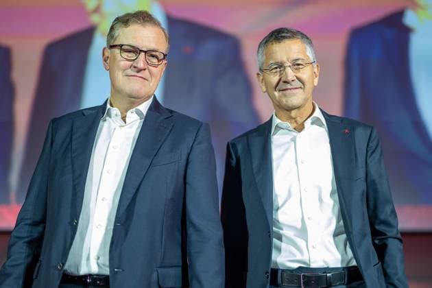Jan Christian Dreesen FC Bayern Muenchen AG, Chairman of the Board , Herbert Hainer FC Bayern Muenchen, President , GER, FC Bayern Muenchen, Football, Bundesliga, Annual General Meeting FC Bayern Muenchen eV 2025, 02 11 2025, DFL DFB REGULATES PROHIBIT ANY USE OF PHOTOGRAPHS AS IMAGE SEQUENCES AND OR QUASI VIDEO, GER, FC Bayern Muenchen, Football, Bundesliga, Annual General Meeting FC Bayern Muenchen eV 2025, 02 11 2025 Muenchen Copyright: xEibner-Pressefotox EP_EER