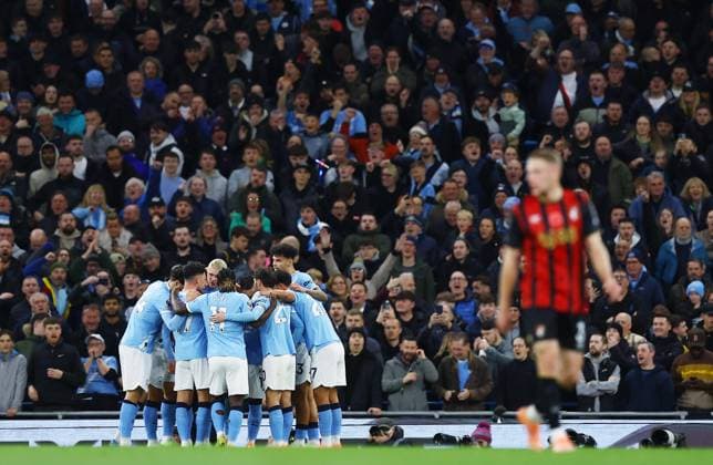 Erling Haaland of Manchester City celebrates scoring the opening goal with their team-mates Manchester City v AFC Bournemouth, Premier League, Football, Etihad Stadium, Manchester, UK - 02 Nov 2025Manchester Etihad Stadium United Kingdom EDITORIAL USE ONLY No use with unauthorised audio, video, data, fixture lists, club league logos or live services. Online in-match use limited to 120 images, no video emulation. No use in betting, games or single club league player publications. Copyright: xMattxWest Shutterstockx 15641506q