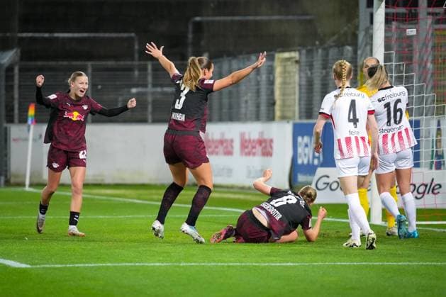 Football, Google Pixel Womens Bundesliga, 8 Matchday, 2025 2026, SC Freiburg vs RB Leipzig, 03 11 2025, Dreisamstadion, Freiburg, Emilia Kiaer Asgeiersdottir RB Leipzig ,8 Goal, Goal celebration, Emotions, Goal shot, Joy, Cheering, Freiburg Dreisamstadion Baden Württemberg Germany Copyright: xFINLEYxMÖRCHx