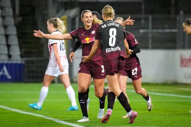 Football, Google Pixel Womens Bundesliga, 8 Matchday, 2025 2026, SC Freiburg vs RB Leipzig, 03 11 2025, Dreisamstadion, Freiburg, Emilia Kiaer Asgeiersdottir RB Leipzig ,8 Goal, Goal celebration, Emotions, Goal shot, Joy, Cheering, Freiburg Dreisamstadion Baden Württemberg Germany Copyright: xFINLEYxMÖRCHx