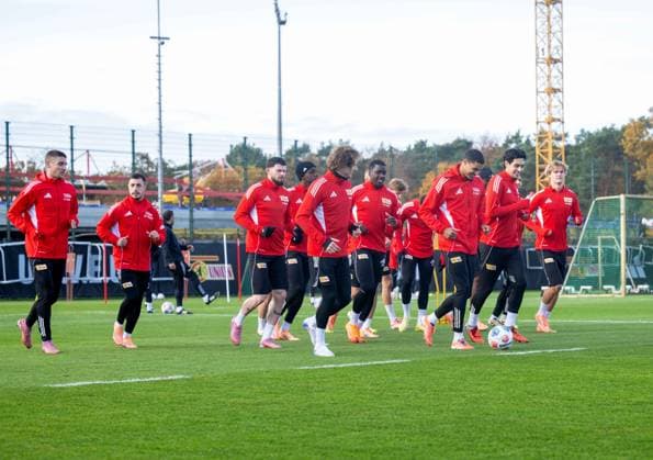 Soccer, Men, Season 2025 2026, 1 Bundesliga, 1 FC Union Berlin, Training, f l Andrej Ilic 1 FC Union Berlin , Josip Juranovic 1 FC Union Berlin , Oliver Burke 1 FC Union Berlin , Oluwaseun Ogbemudia 1 FC Union Berlin , Alex Kral 1 FC Union Berlin , Stanley Nsoki 1 FC Union Berlin , Danilho Doekhi 1 FC Union Berlin , Diogo Leite 1 FC Union Berlin , Tom Rothe 1 FC Union Berlin , 04 11 2025, Copyright: xMatthiasxKochx