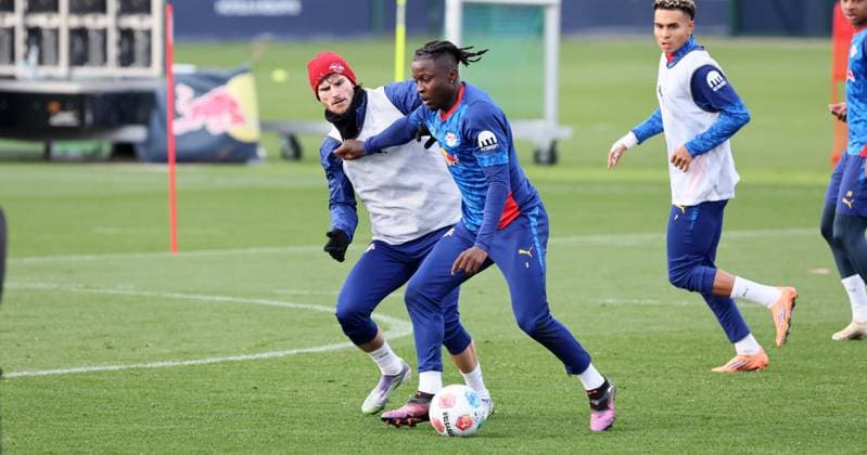 Leipzig, 04 11 2025, Red Bull Training Center on Cottaweg, Academy, Football, Rasenballsport Leipzig, Training RB Leipzig, In the picture from left Timo Werner 36, RB Leipzig , Johan Bakayoko 9, RB Leipzig ,