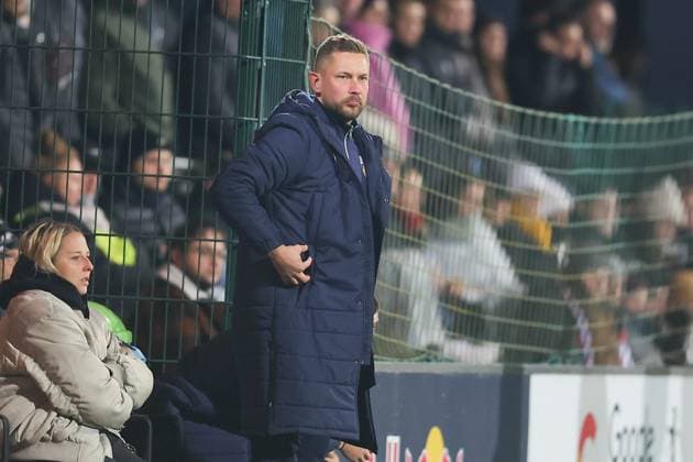 RB Leipzig Jena 1 Bundesliga Women Leipzig, Training Center at Cottaweg, 06 11 2025, Football, Women, Season 2025 2026, Women Bundesliga, 9 Matchday , RB Leipzig FC Carl Zeiss Jena , In the picture Coach Florian Kästner Kaestner Jena ,