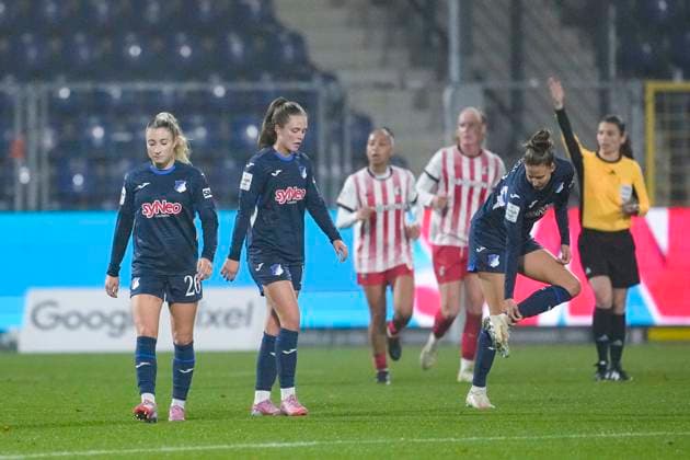 from left Janna Grimm TSG, 26 , Valesca Ampoorter TSG, 18 , Franziska Harsch TSG, 17 , TSG 1899 Hoffenheim players, looking disappointed, disappointment, frustration, disappointed, pessimistic, after conceding the goal to 1 1, action, Action, Game Scene, 06 11 2025, Sinsheim Hoffenheim Germany , Soccer, Google Pixel Women Bundesliga, TSG 1899 Hoffenheim SC Freiburg, DFB DFL REGULATIONS PROHIBIT ANY USE OF PHOTOGRAPHS AS IMAGE SEQUENCES AND OR QUASI VIDEO xozx